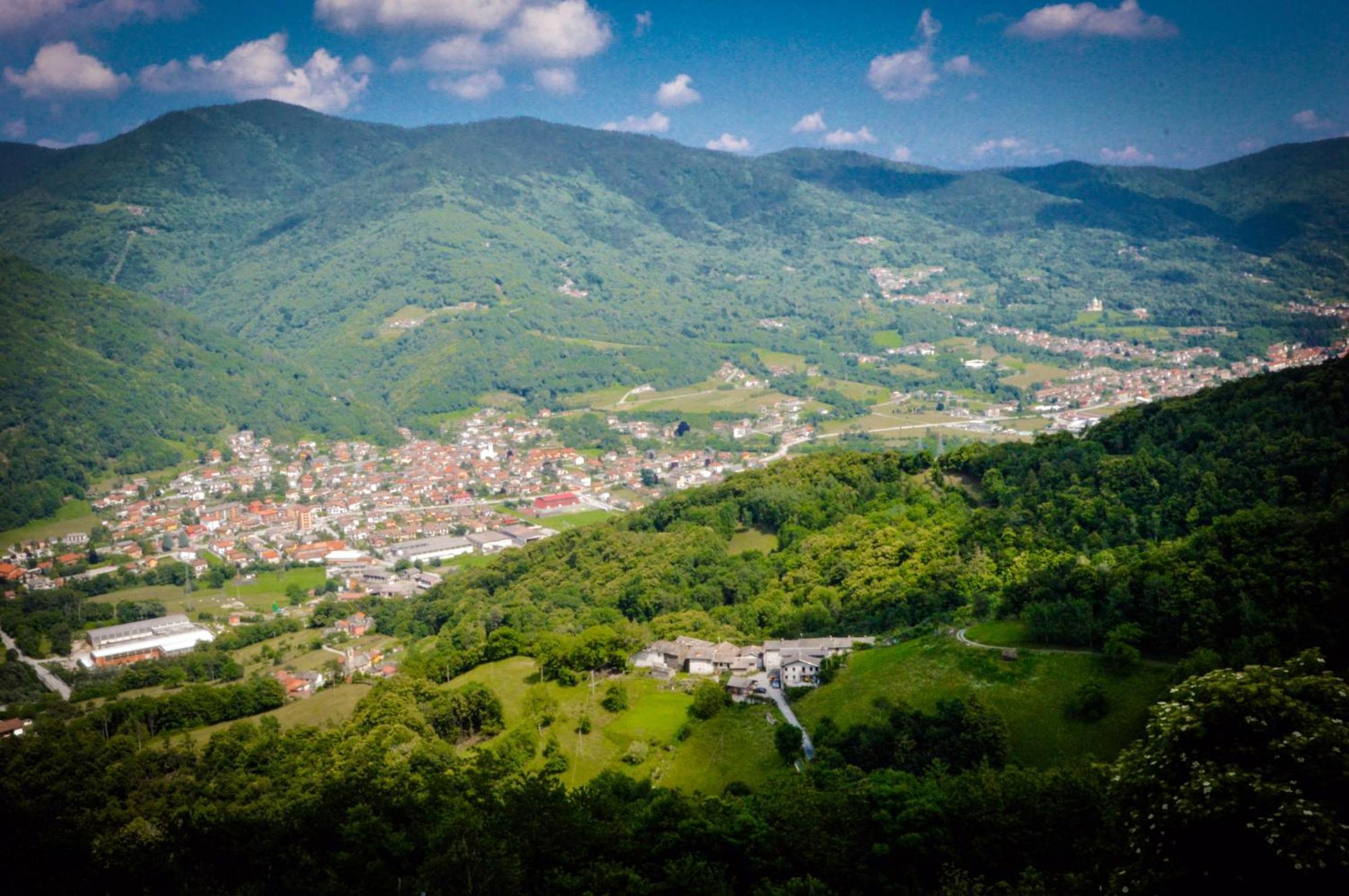 Chalet In Pietra E Legno Con Caminetto Inverso Pinasca ภายนอก รูปภาพ