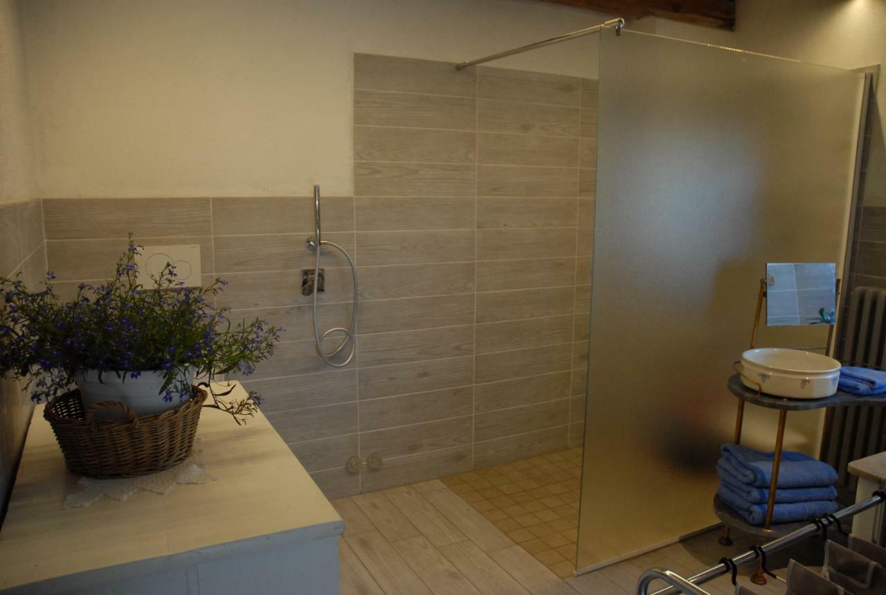 Chalet In Pietra E Legno Con Caminetto Inverso Pinasca ภายนอก รูปภาพ